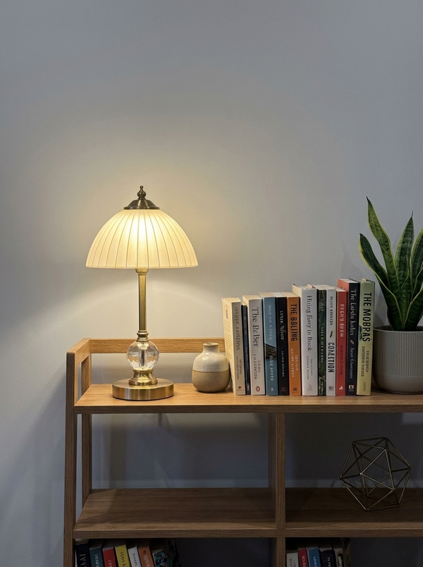 Dalfa Crystal table lamp in a real home — shelf
