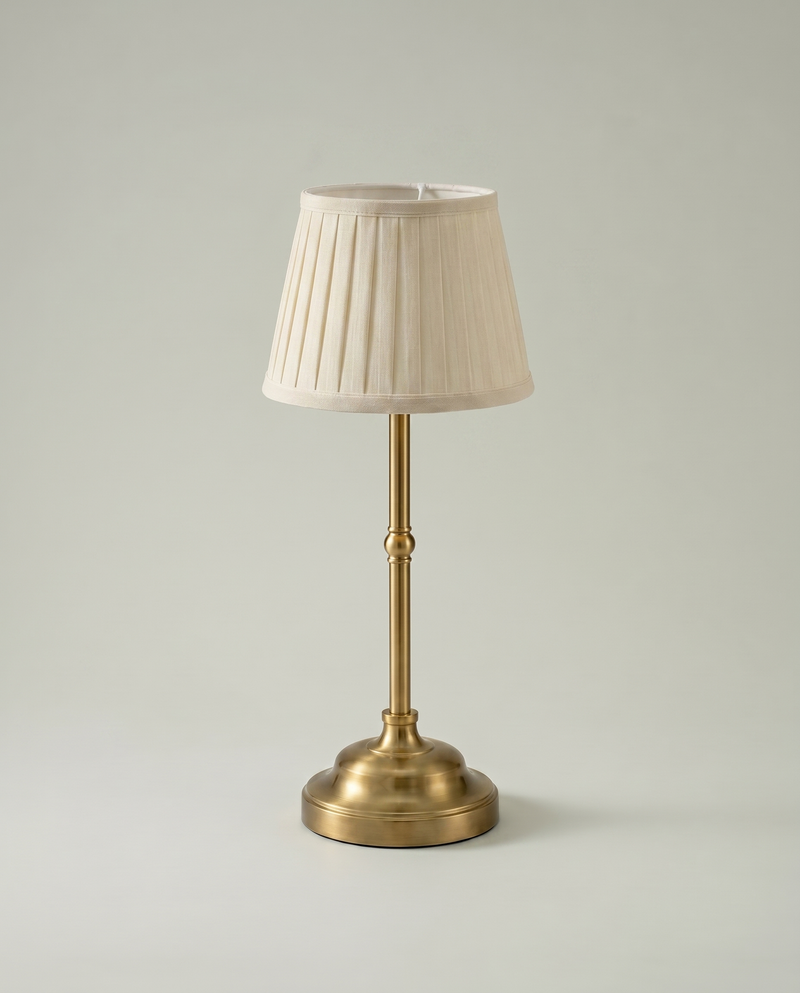Pleated Brass cordless lamp, brass stem, pleated shade, USB-C dimmer, 40 cm — off, studio shot | Dalfa CH/FR