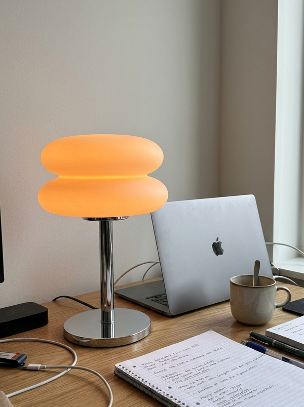 Dalfa Double disk table lamp in a real home — scrivania