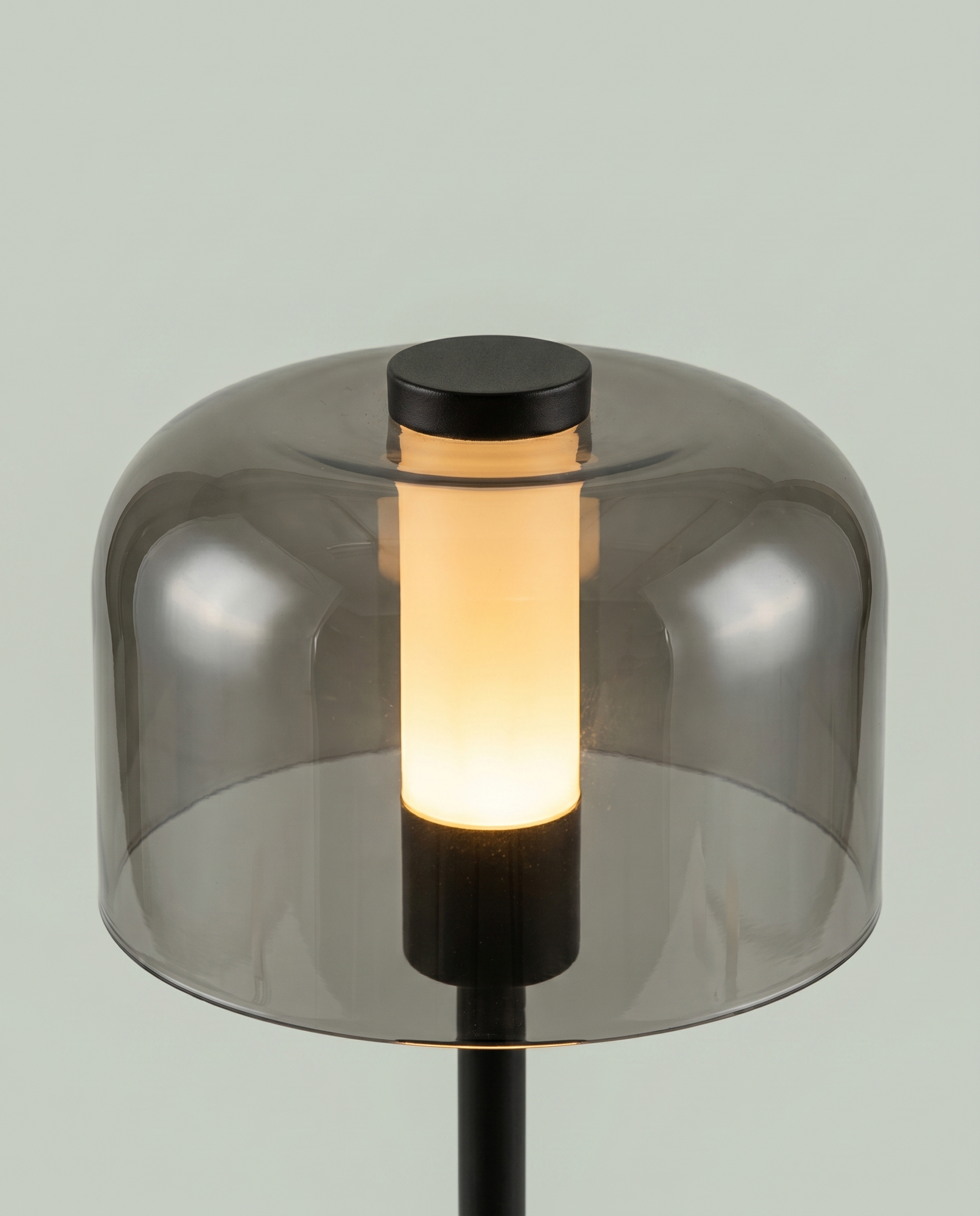 Flame Bell smoked-glass bell lamp, LED flame 2000K, touch, USB-C cordless — top view | Dalfa CH/FR