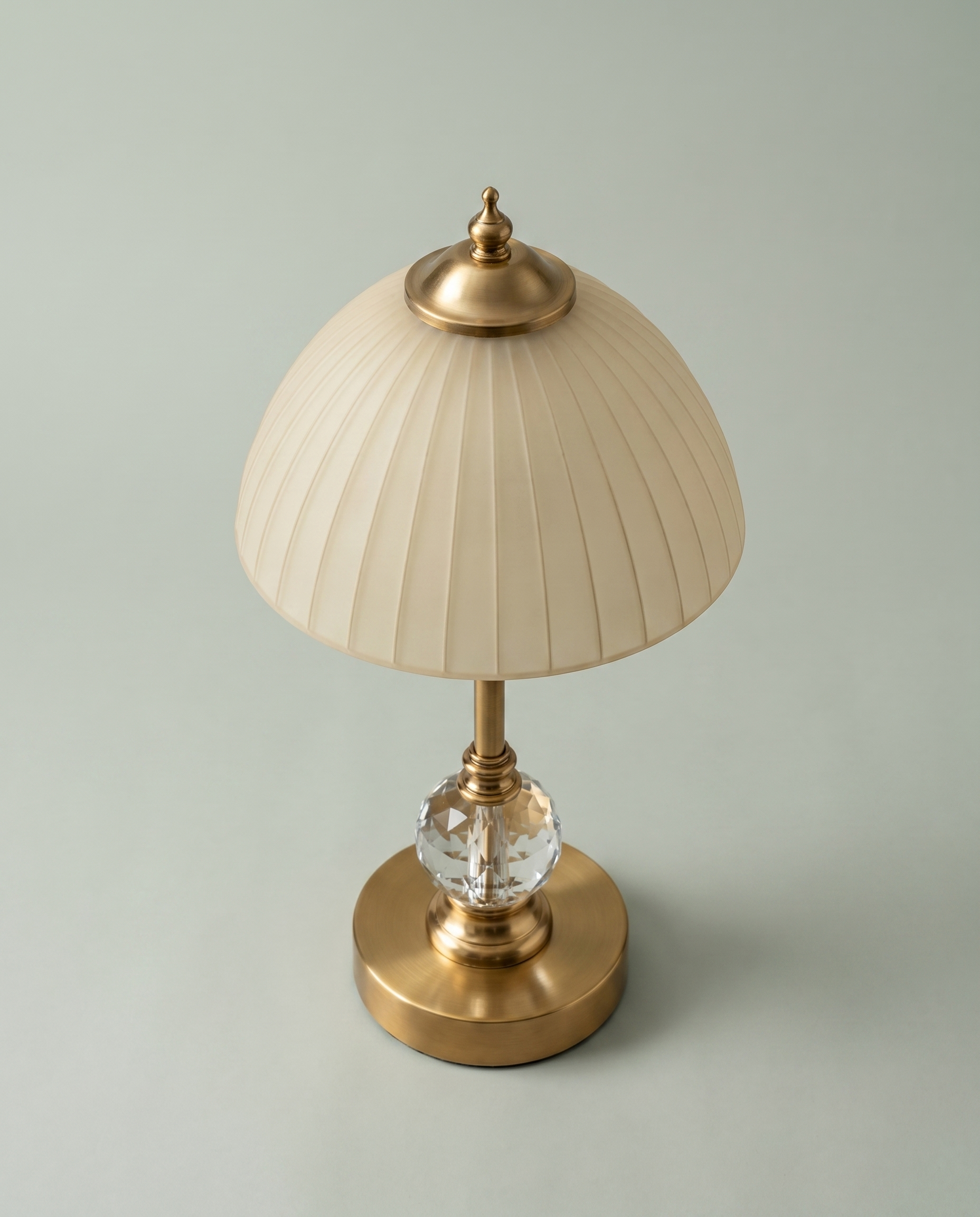 Ribbed Crystal brass lamp, frosted ribbed glass shade, cut crystal stem, 31.5 cm — top view | Dalfa CH/FR