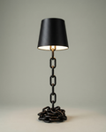 Chain Cone black iron chain lamp, conical shade, touch, USB-C cordless, 41 cm — lit hero shot | Dalfa CH/FR
