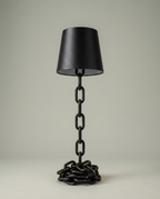 Chain Cone black iron chain lamp, conical shade, touch, USB-C cordless, 41 cm — off, studio shot | Dalfa CH/FR